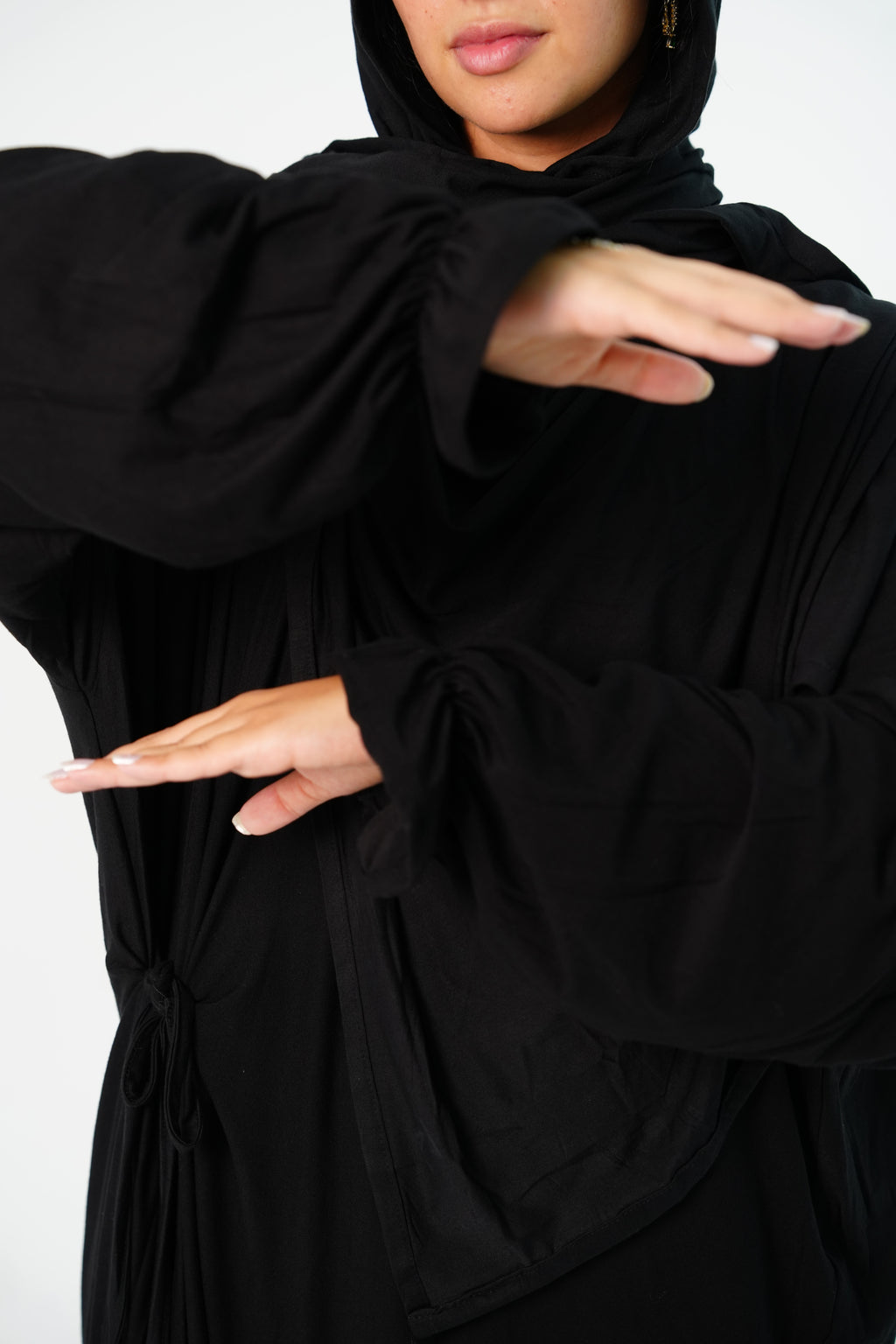 Black Wrap Around Isdal