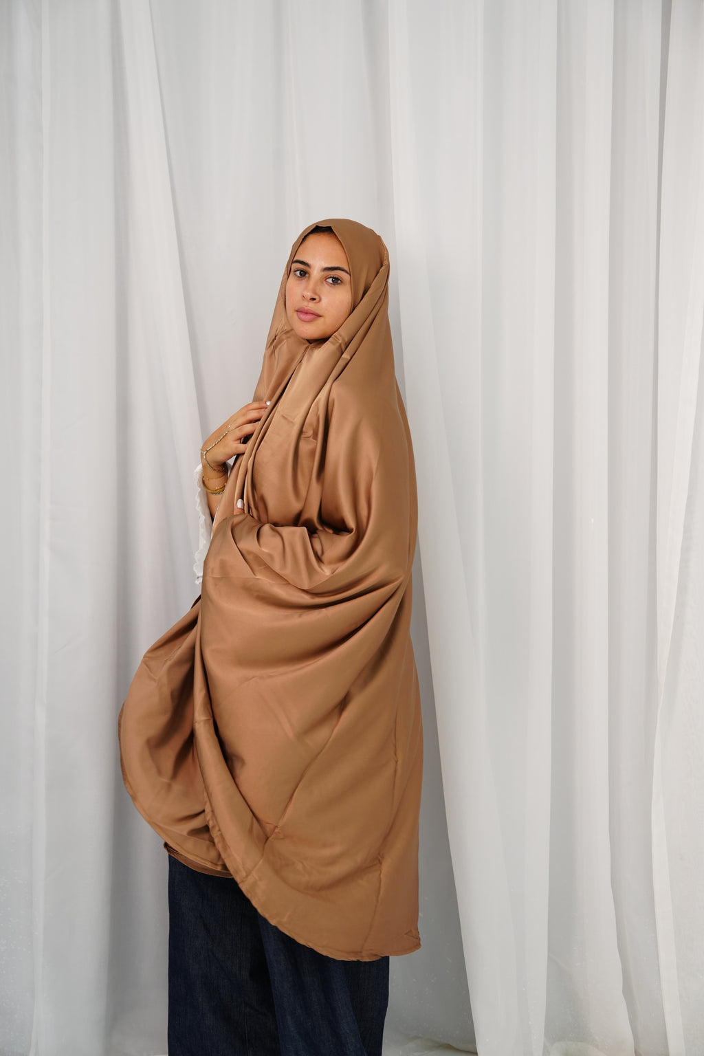 Brown Portable Isdal