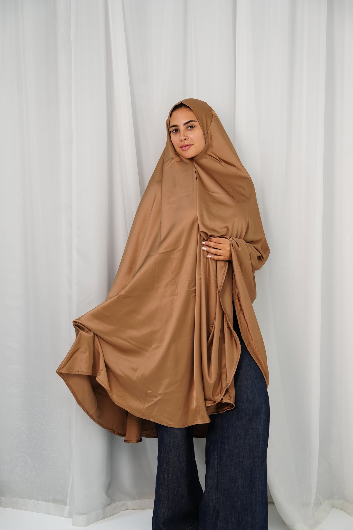 Brown Portable Isdal