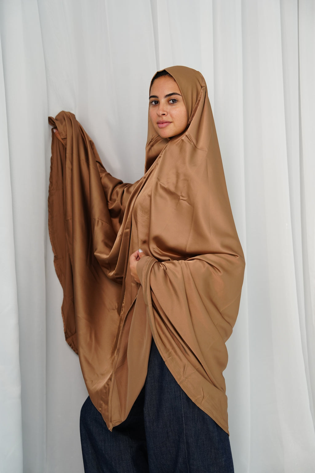 Brown Portable Isdal